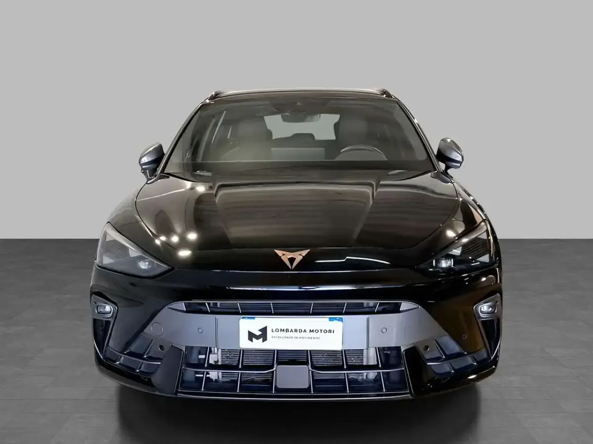 Usata Cupra Leon 150 CV (110 kW) 2025 Nero midnight Station wagon