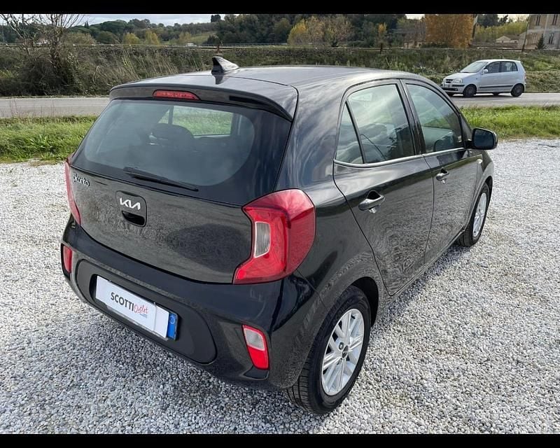 Usata Kia Picanto Urban 65 CV (47 kW) 2023 Nero Utilitaria