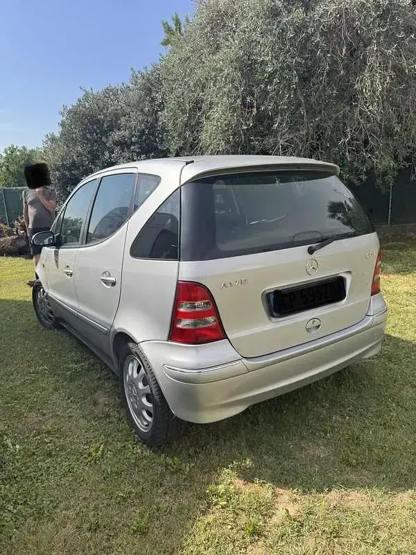 Usata Mercedes A170 Elegance 95 CV (69 kW) 2003 Utilitaria
