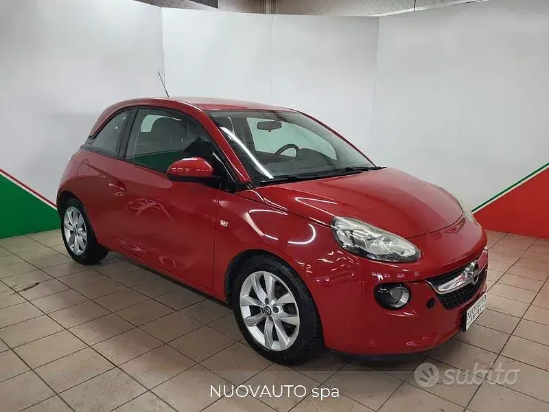 Usata Opel Adam Jam 87 CV (63 kW) 2016 Rosso Utilitaria