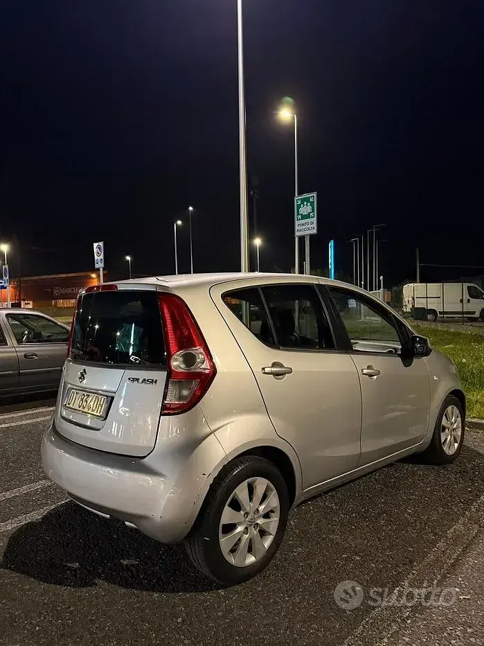 Usata Suzuki Splash 65 CV (47 kW) 2009 Grigio Utilitaria