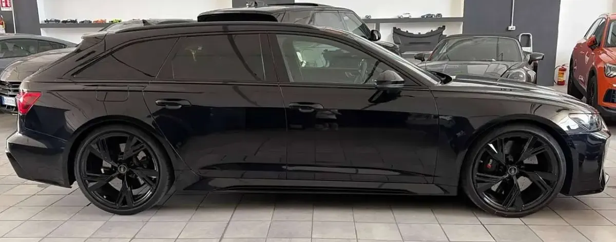 Usata Audi RS6 Performance 605 CV (444 kW) 2024 Nero Station wagon
