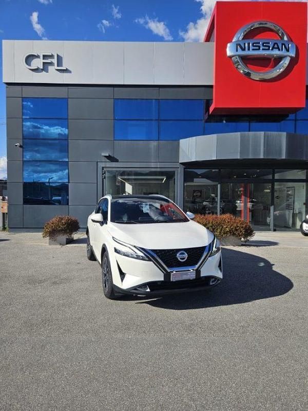 Usata Nissan Qashqai N-Connecta 140 CV (102 kW) 2022 Bianco SUV