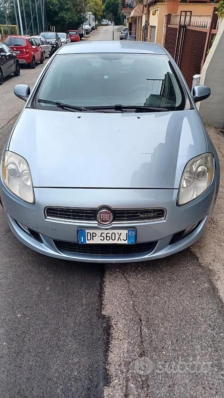 Usata Fiat Bravo 105 CV (77 kW) 2008 Grigio Utilitaria