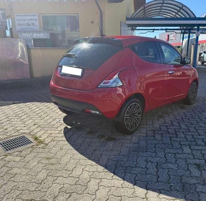 Usata Lancia Ypsilon Silver 69 CV (50 kW) 2025 Utilitaria