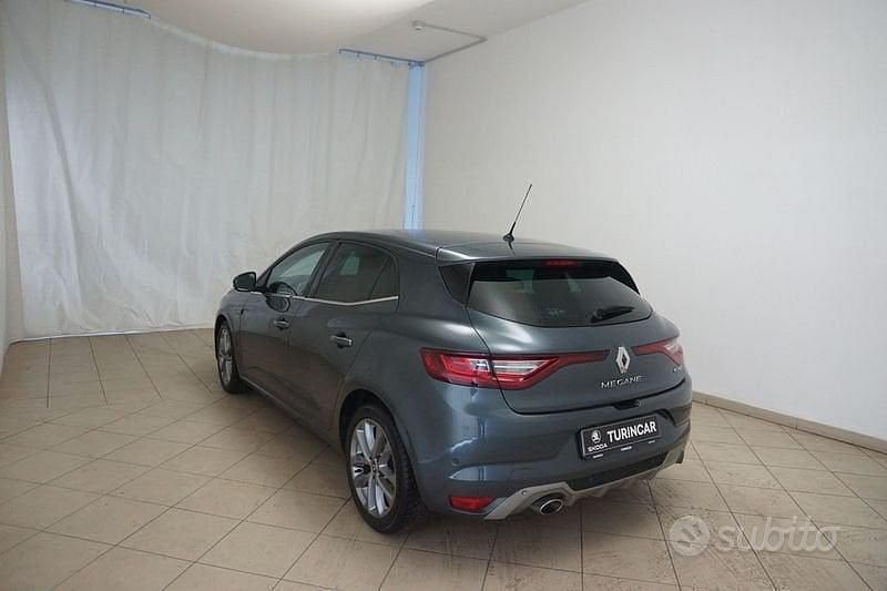 Usata Renault Mégane IV Intens 131 CV (96 kW) 2016 Marrone Berlina