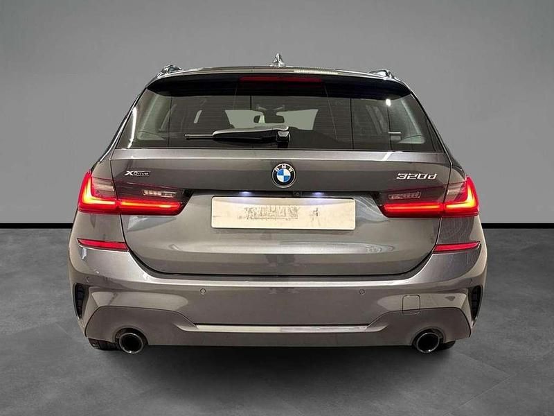 Usata BMW 320 M Sport 190 CV (139 kW) 2020 Mineral grey metallizzato Station wagon