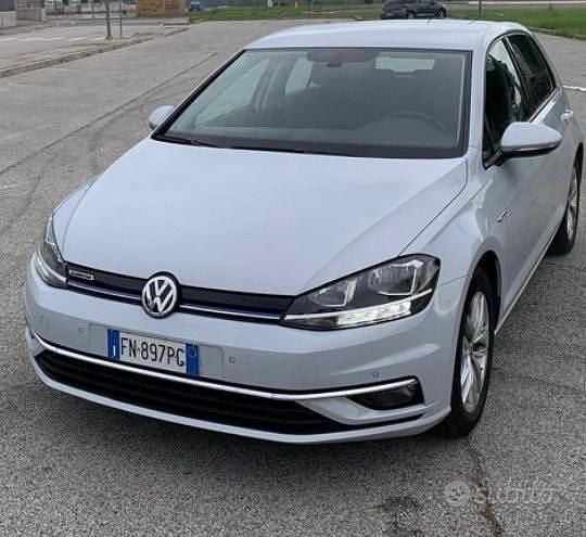 Usata VW Golf VII Executive 110 CV (80 kW) 2018 Bianco Berlina