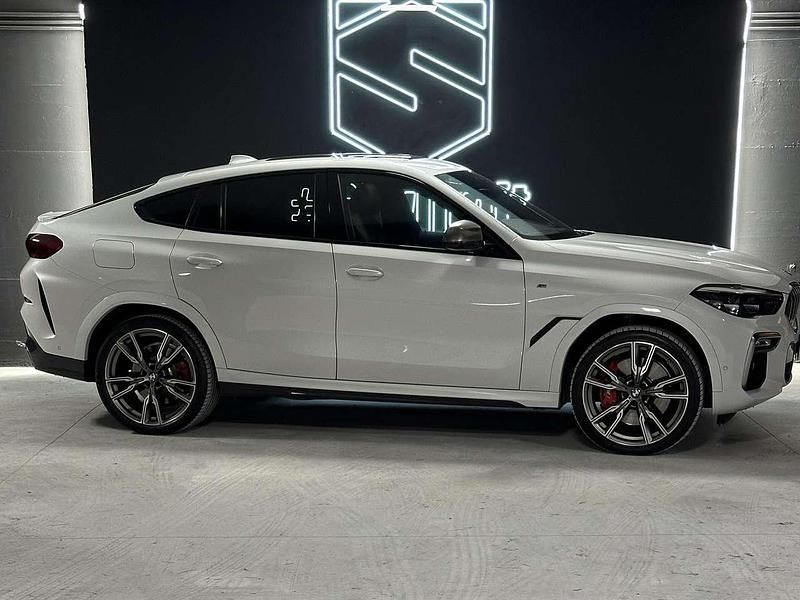 Begagnad BMW X6 M50 530 HK (389 kW) 2021 Vit SUV