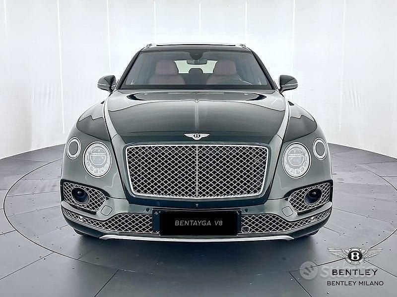 Usata Bentley Bentayga 549 CV (403 kW) 2019 Verde SUV