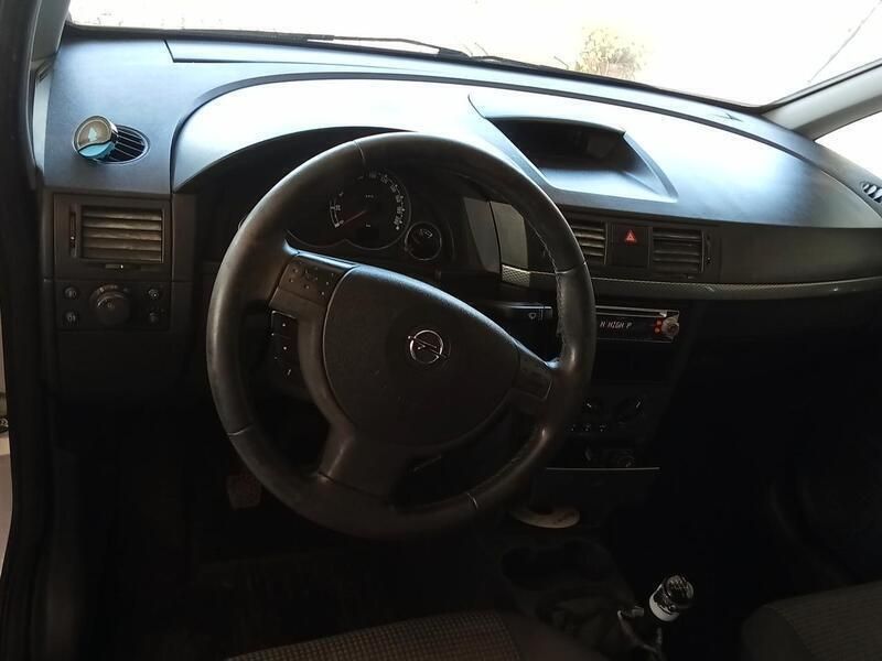 Usata Opel Meriva Cosmo 75 CV (55 kW) 2007 Grigio Monovolume