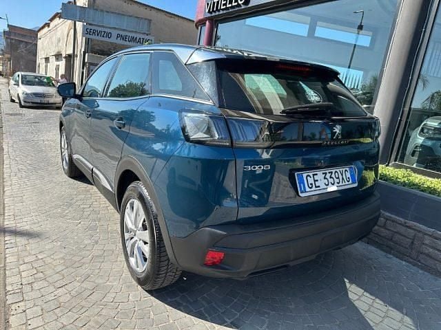 Usata Peugeot 3008 Business-Line 131 CV (96 kW) 2021 Blu celebes SUV