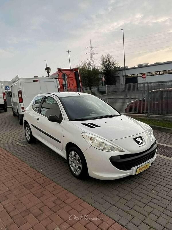 Usata Peugeot 206 68 CV (50 kW) 2012 Bianco Furgone