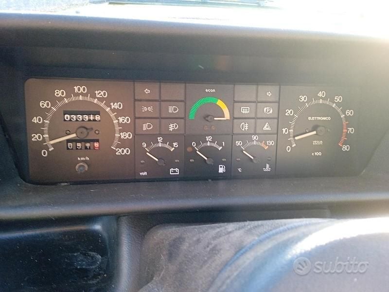 Usata Lancia Prisma 85 CV (62 kW) 1983 Grigio Berlina