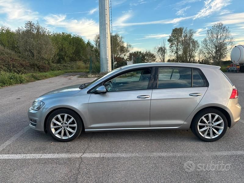 Usata VW Golf VII 110 CV (80 kW) 2013 Grigio Berlina