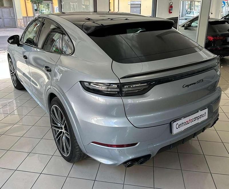 Usata Porsche Cayenne Coupe 460 CV (338 kW) 2020 Argento Coupé