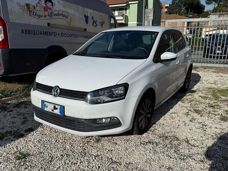 Usata VW Polo Trendline 75 CV (55 kW) 2016 Argento Berlina