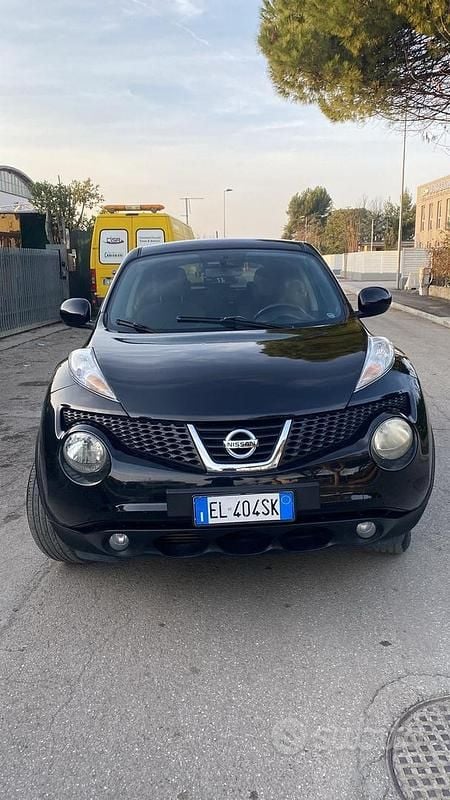 Usata Nissan Juke Tekna 110 CV (80 kW) 2012 Nero SUV