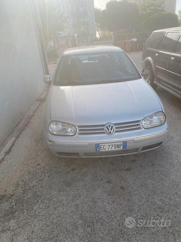 Usata 2004 VW Golf IV Due volumi | 550 € (Super prezzo) - Immagine 1/4