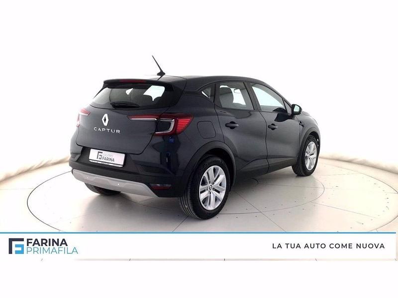 Usata Renault Captur Zen 101 CV (74 kW) 2021 Blu marine SUV