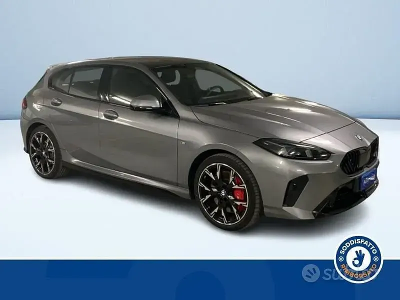 Usata BMW 118 M Sport 150 CV (110 kW) 2025 Grigio scuro metallizzato Utilitaria