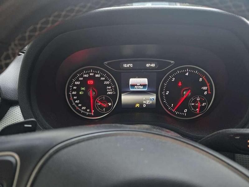 Usata Mercedes B200 136 CV (100 kW) 2019 Monovolume