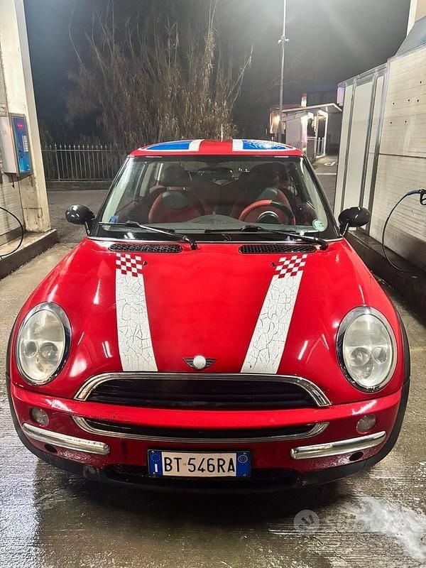Usata Mini ONE 90 CV (66 kW) 2002 Rosso Utilitaria