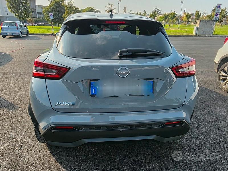 Usata Nissan Juke N-Connecta 114 CV (83 kW) 2024 Grigio SUV