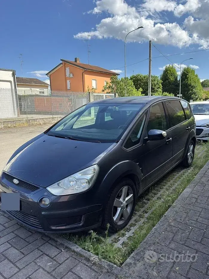 Usata Ford S-MAX S 140 CV (102 kW) 2006 Grigio Monovolume