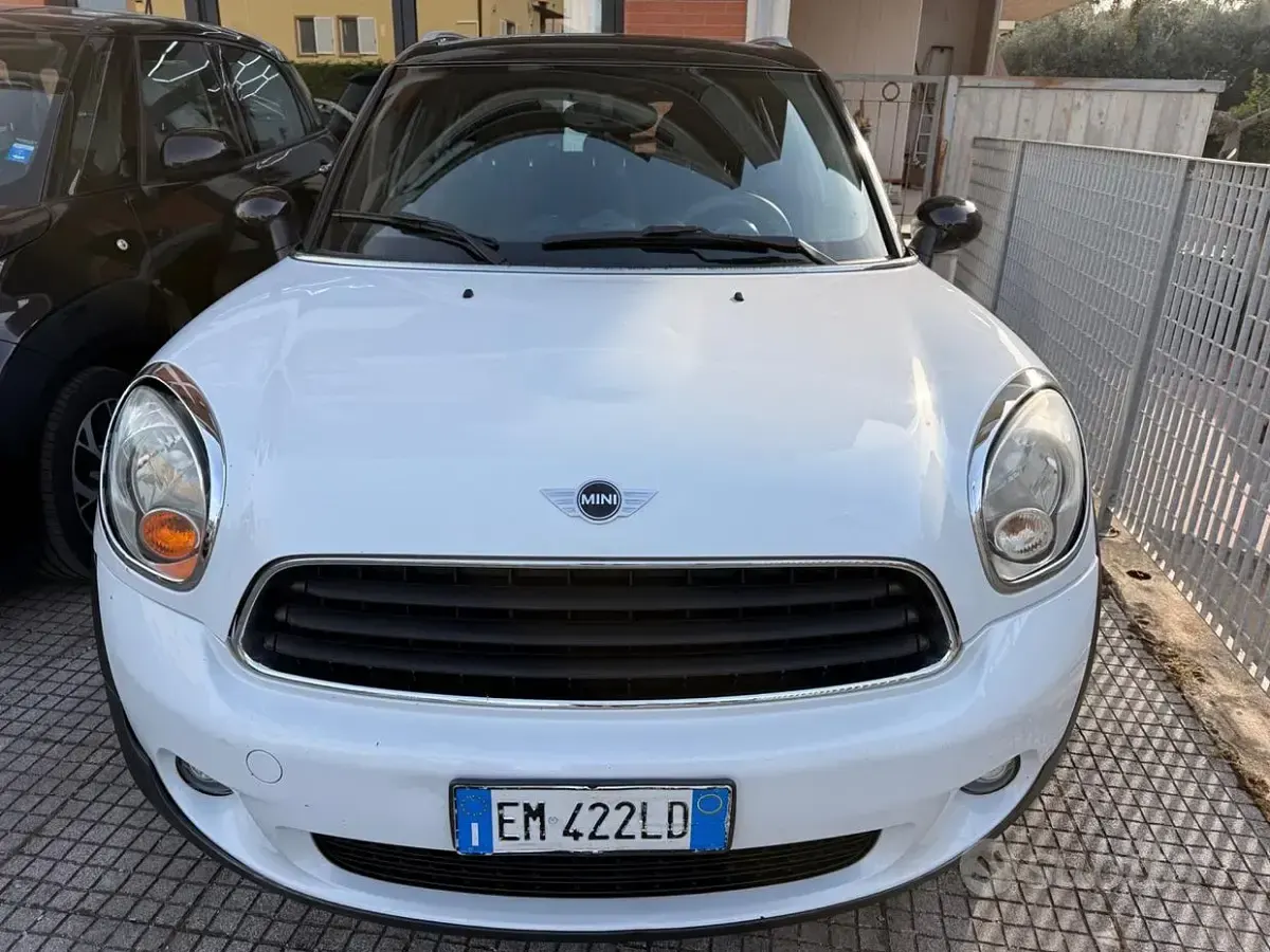 Usata Mini Cooper Countryman 143 CV (105 kW) 2012 Bianco SUV