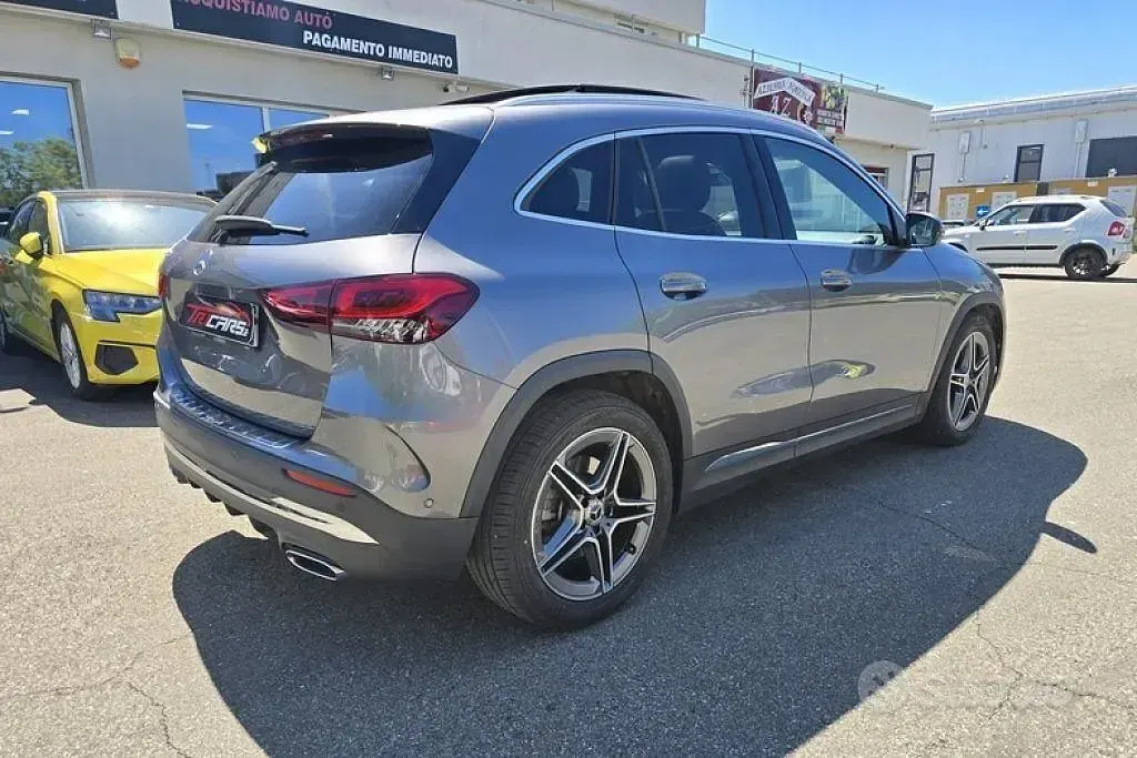 Usata Mercedes GLA220 Premium 190 CV (139 kW) 2021 Grigio SUV