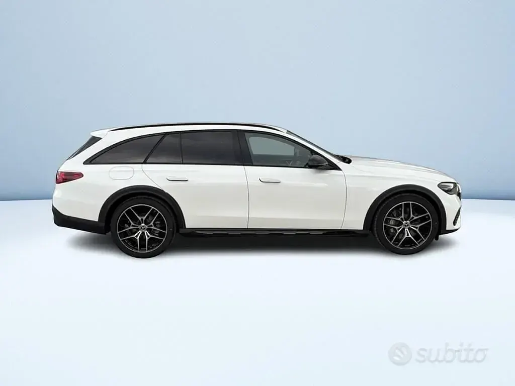 Nuova Mercedes E220 Premium 197 CV (144 kW) 2026 Bianco Station wagon