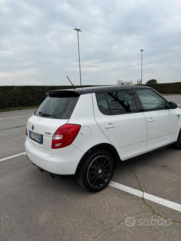 Usata Skoda Fabia 70 CV (51 kW) 2014 Berlina