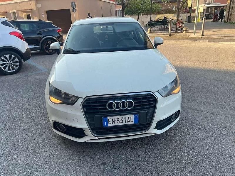 Usata Audi A1 Sportback Attraction 90 CV (66 kW) 2015 Bianco Utilitaria