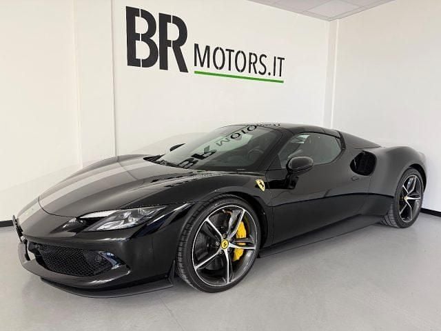 Usata Ferrari 296 662 CV (486 kW) 2025 Nero Cabrio