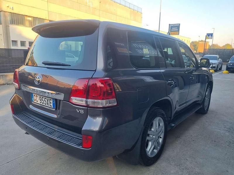 Usata Toyota Land Cruiser V8 286 CV (210 kW) 2008 Grigio SUV