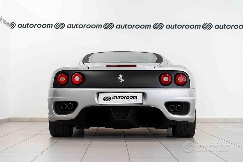 Usata Ferrari 360 400 CV (294 kW) 2003 Grigio Coupé
