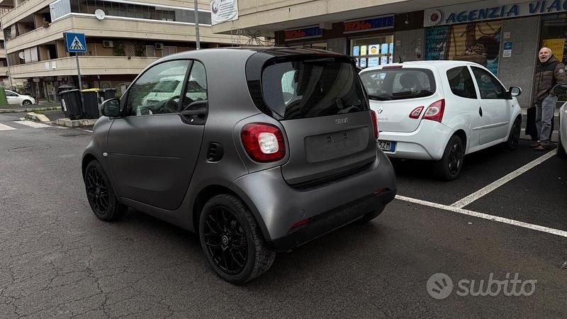 Usata Smart ForTwo Coupé Passion 90 CV (66 kW) 2019 Grigio Coupé