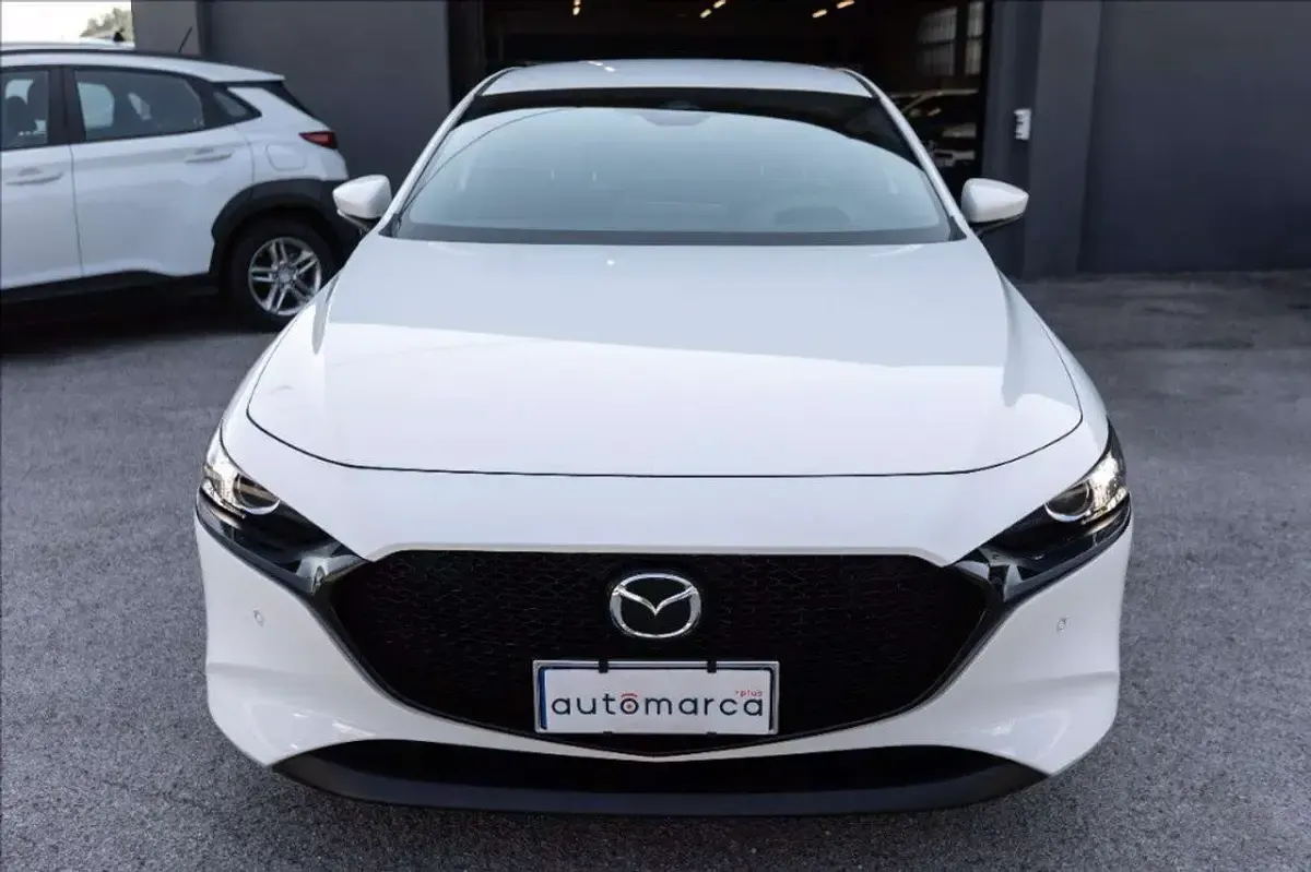 Usata Mazda 3 Homura-Line 122 CV (89 kW) 2024 Bianco Berlina