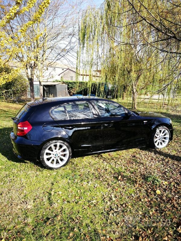 Usata BMW 120 177 CV (130 kW) 2007 Nero Utilitaria