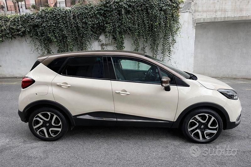 Usata Renault Captur Iconic 2016 Bianco SUV