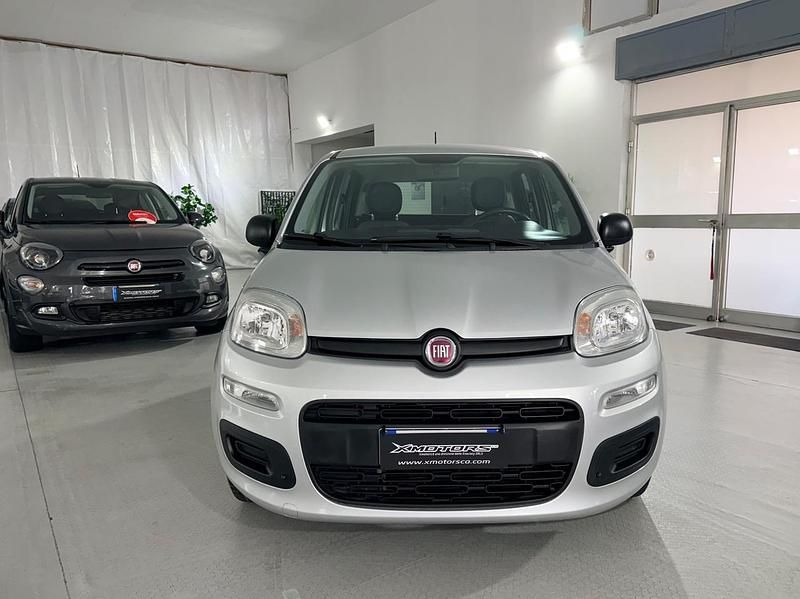 Usata Fiat Panda Easy 69 CV (50 kW) 2020 Argento Berlina