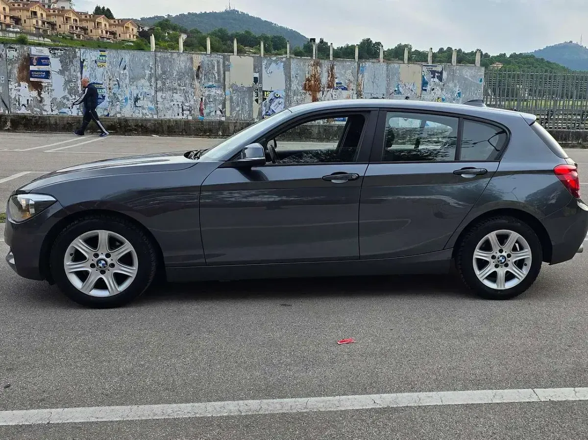 Occasion BMW 118 143 ch (105 kW) 2013 Gris Citadine