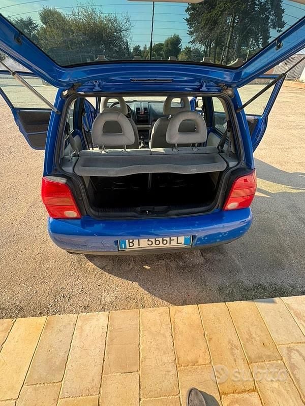 Blu Usata 2001 VW Lupo Due volumi | 1000 € (Ottimo prezzo) - Immagine 1/4