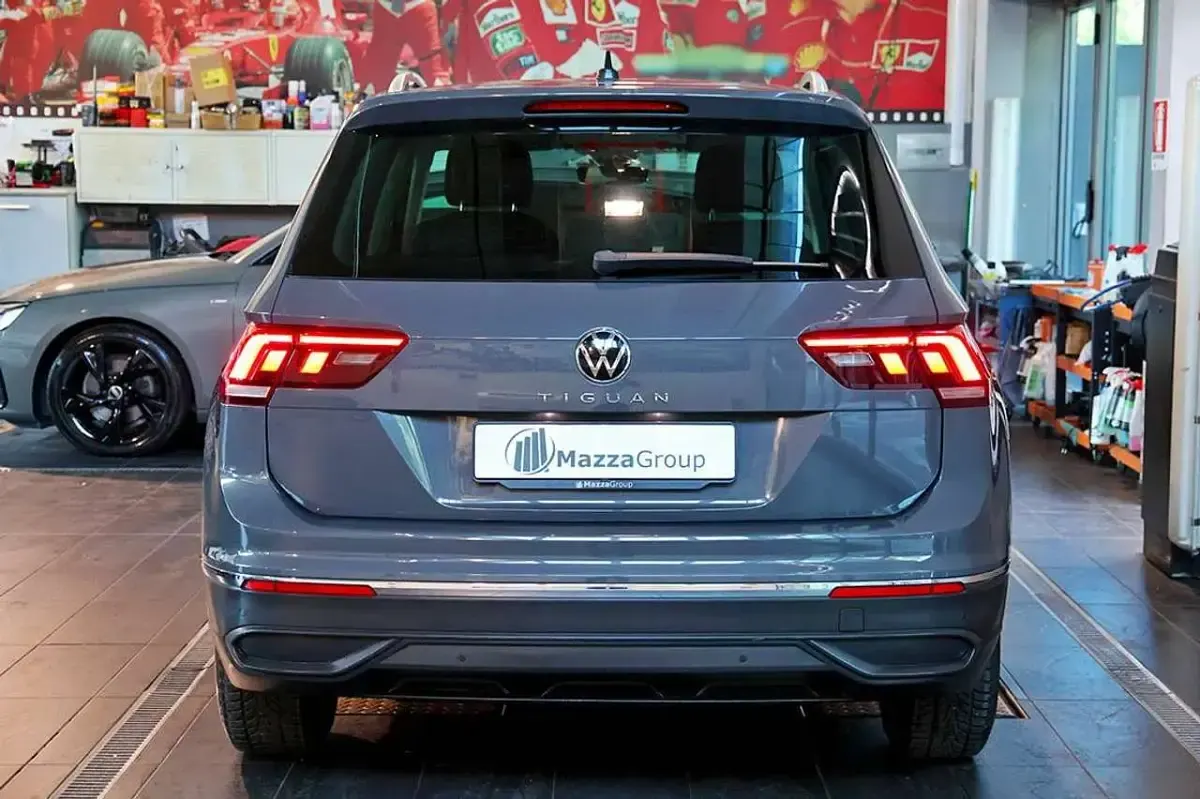 Usata VW Tiguan Life 150 CV (110 kW) 2022 Grigio SUV