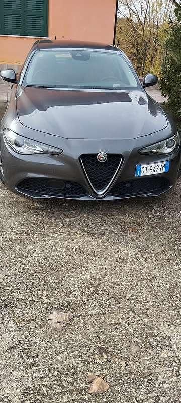 Usata 2019 Alfa Romeo Giulia Tre volumi | 17.800 € (Super prezzo) - Immagine 1/4