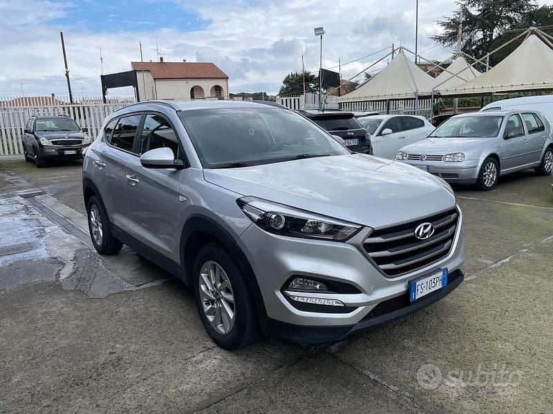 Usata Hyundai Tucson Comfort 116 CV (85 kW) 2018 Grigio SUV
