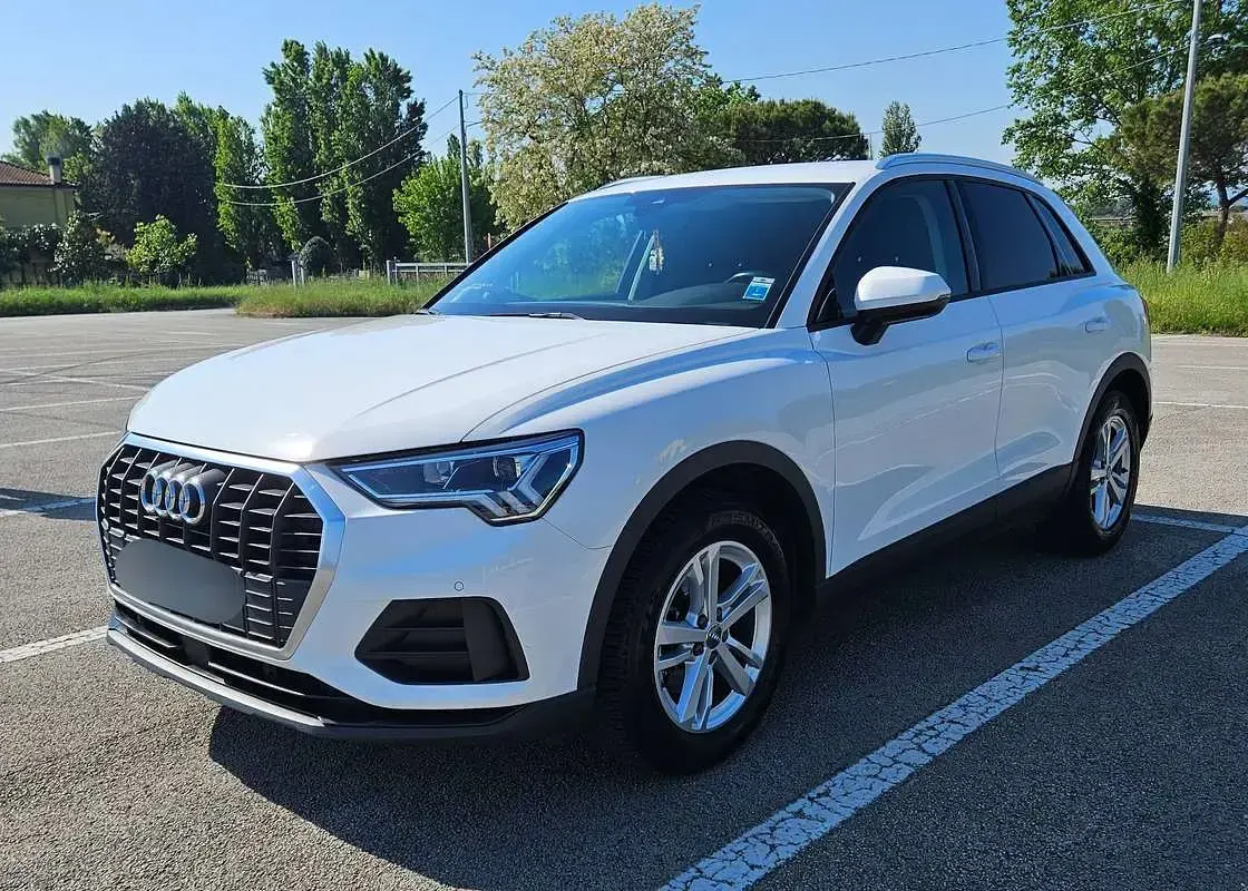 Usata Audi Q3 Business 150 CV (110 kW) 2019 Bianco SUV