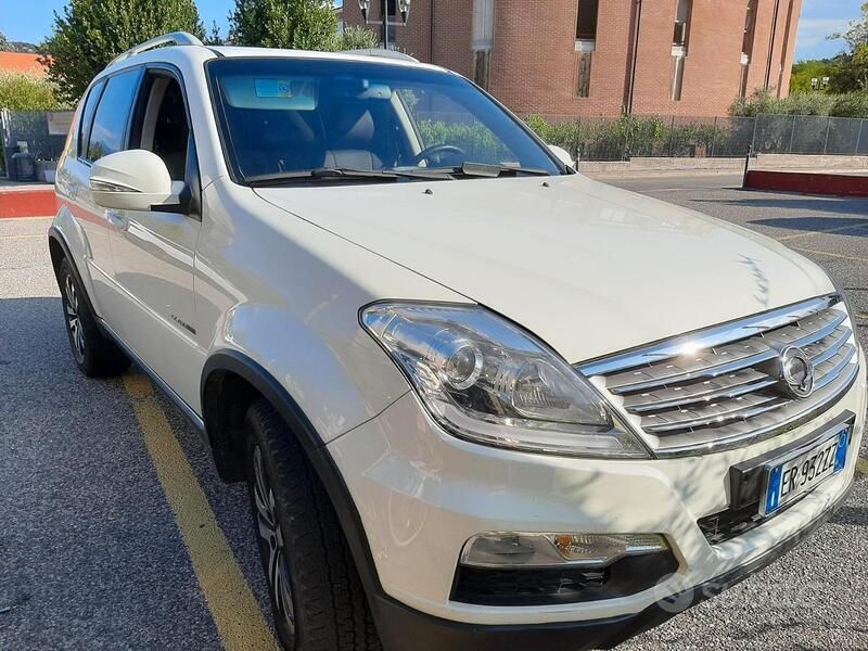 Bianco Usata 2013 Ssangyong (KGM) Rexton SUV | 7000 € (Ottimo prezzo) - Immagine 1/4