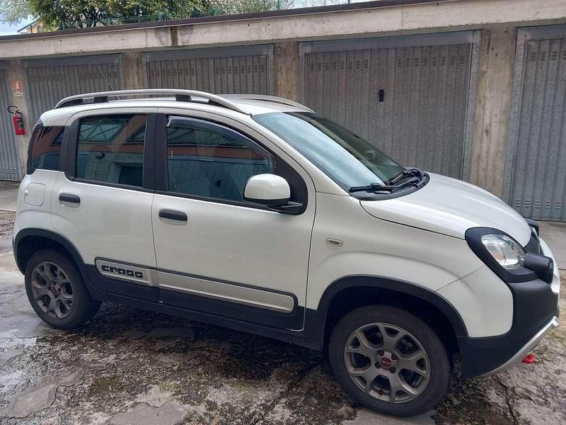 Usata Fiat Panda Cross Cross 95 CV (69 kW) 2017 Utilitaria